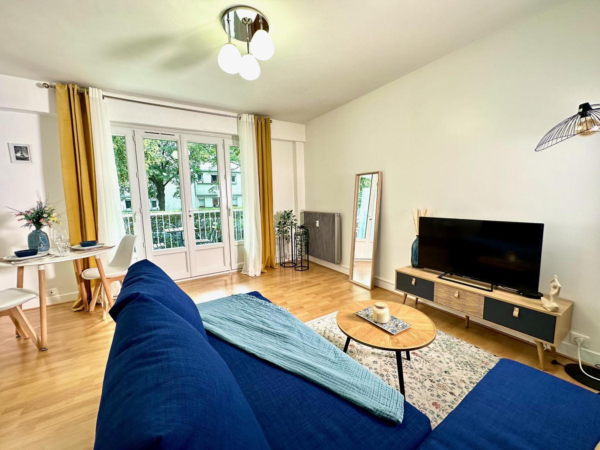 Le Bleu Soleil - A 2 Min Du Metro - 7 Min De Paris Apartment Maisons-Alfort Exterior foto