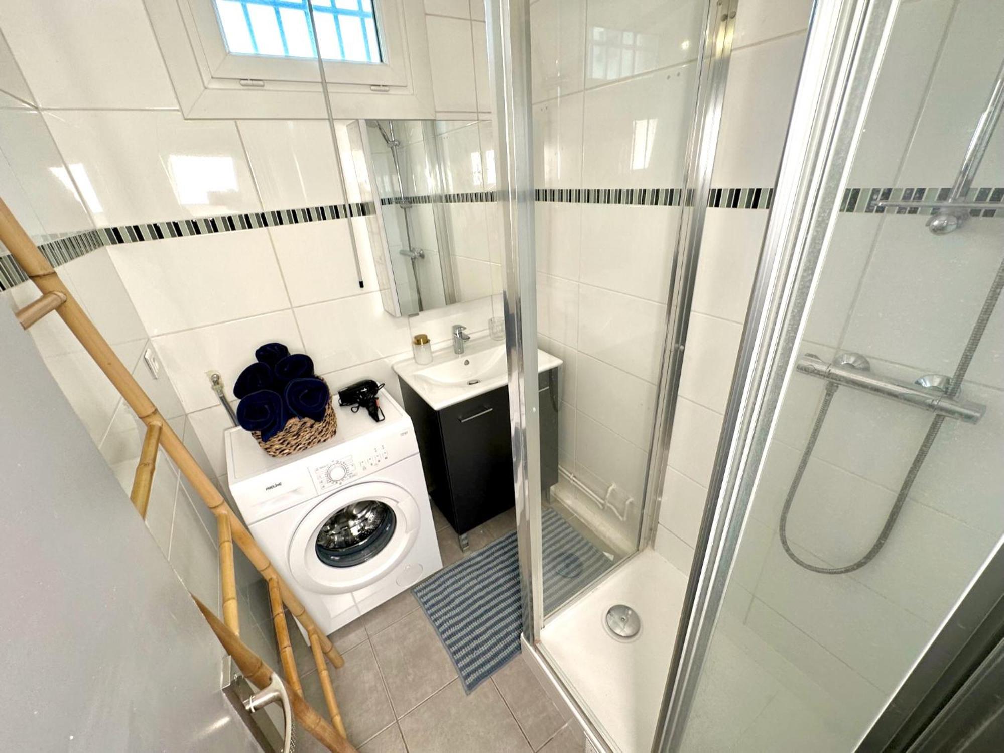 Le Bleu Soleil - A 2 Min Du Metro - 7 Min De Paris Apartment Maisons-Alfort Exterior foto