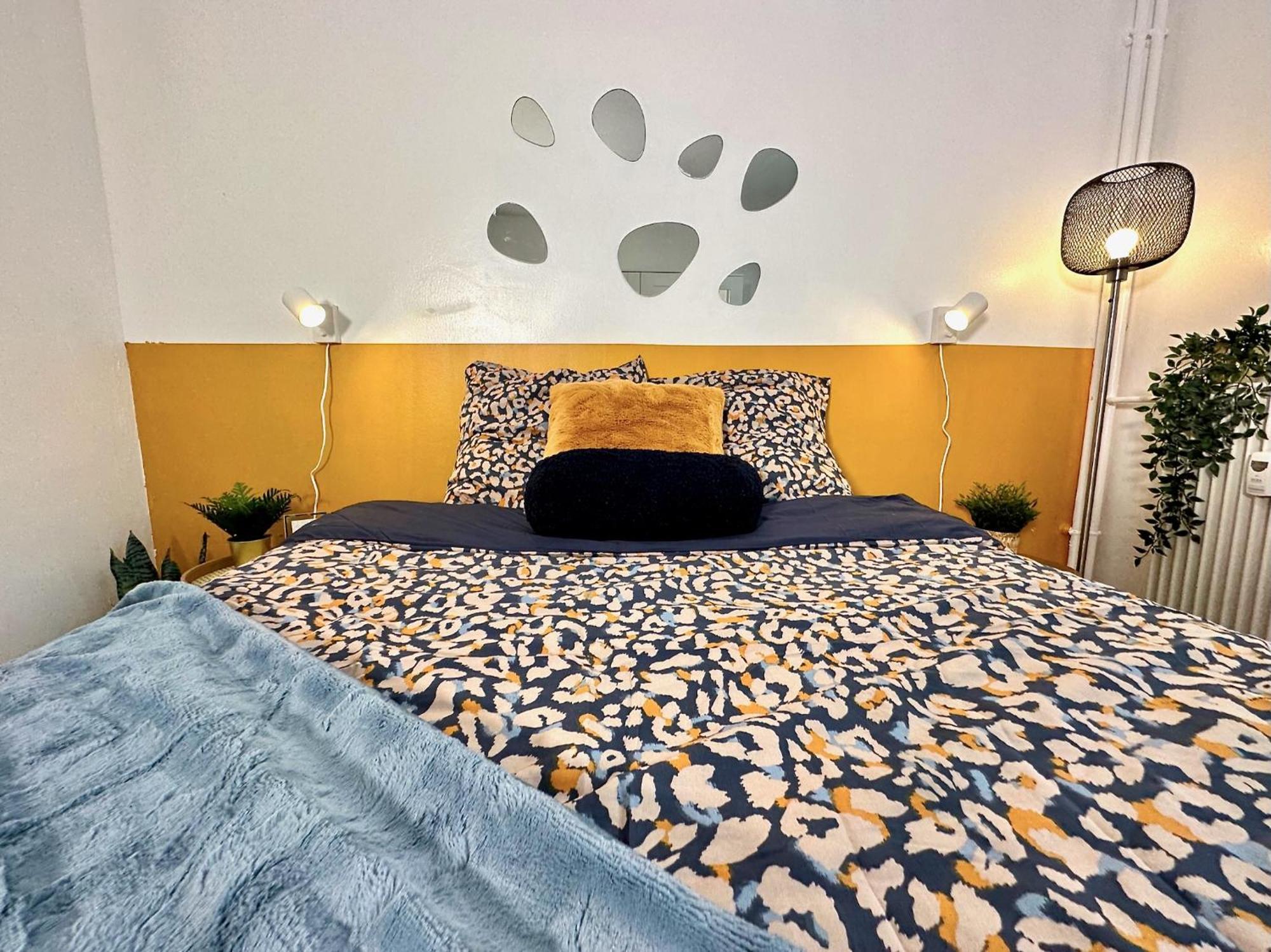 Le Bleu Soleil - A 2 Min Du Metro - 7 Min De Paris Apartment Maisons-Alfort Exterior foto